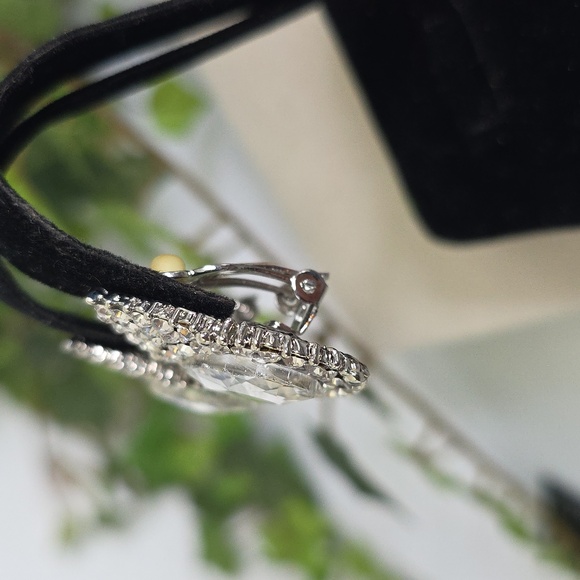 Silver Statement Glam Rhinestone Clip On Earrings - Picture 4 of 7